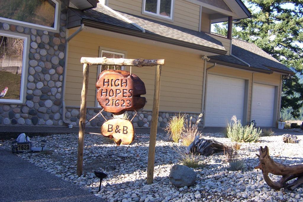 High Hopes Bed And Breakfast Eksteriør billede